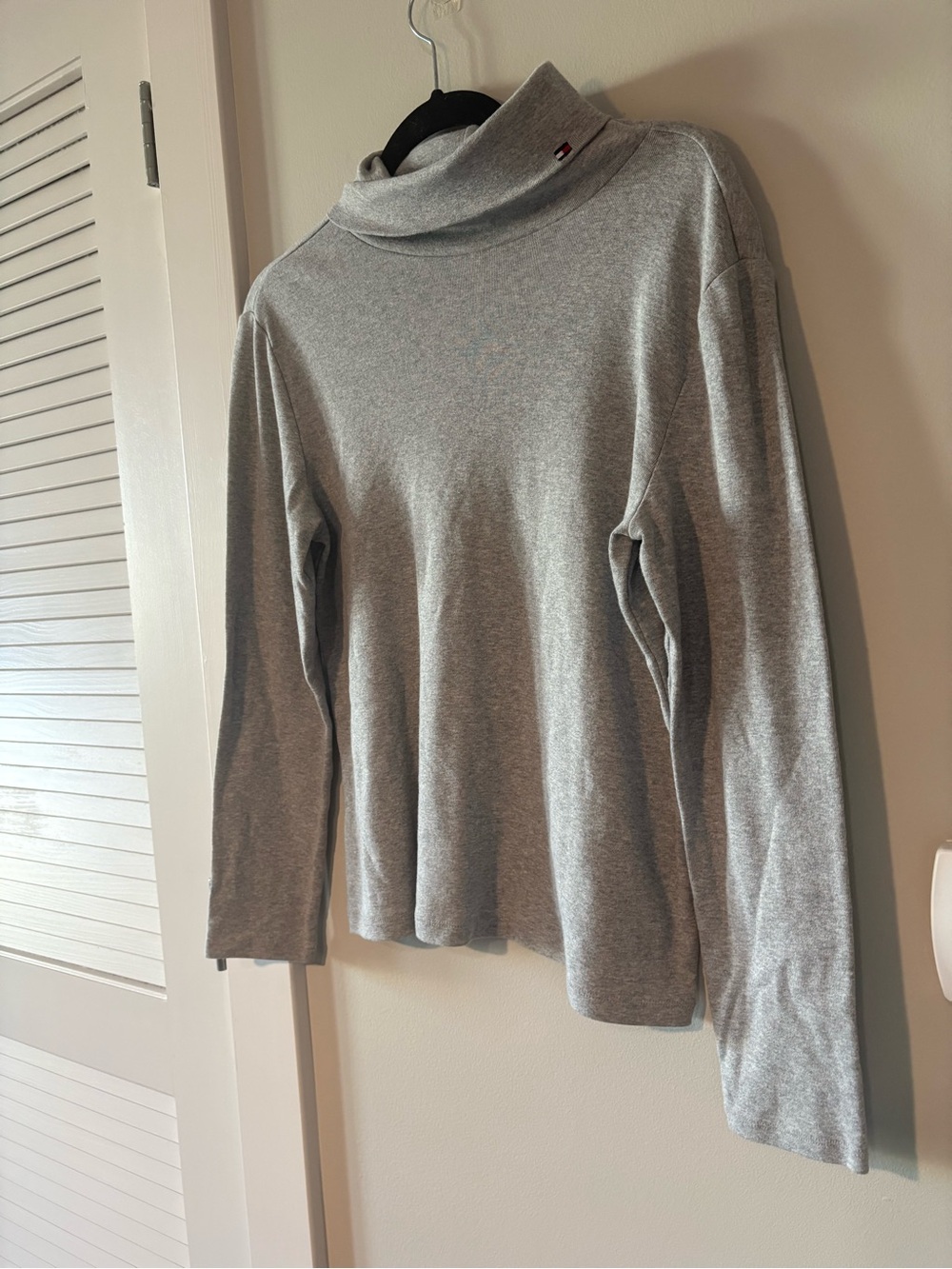 Tommy Hilfiger Light Gray Turtleneck Women's Sweater